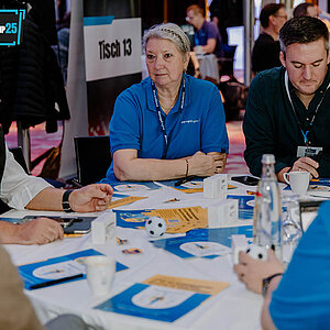 SERVIEW TOOL MEETUP active session of manufacturers and participants